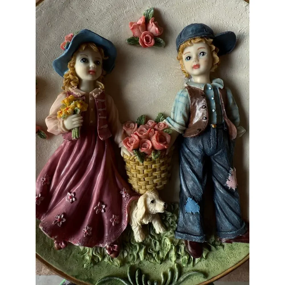 VINTAGE 3D WALL HANGING PLATE RESIN 8.66